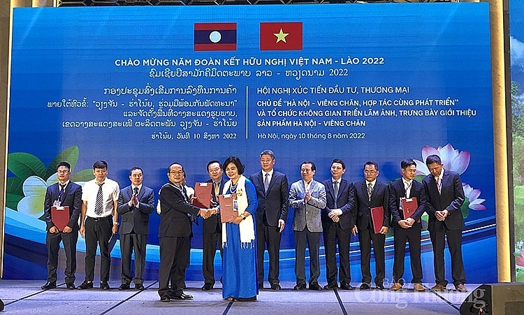Hanoi, Vientiane boost co-operation for mutual development